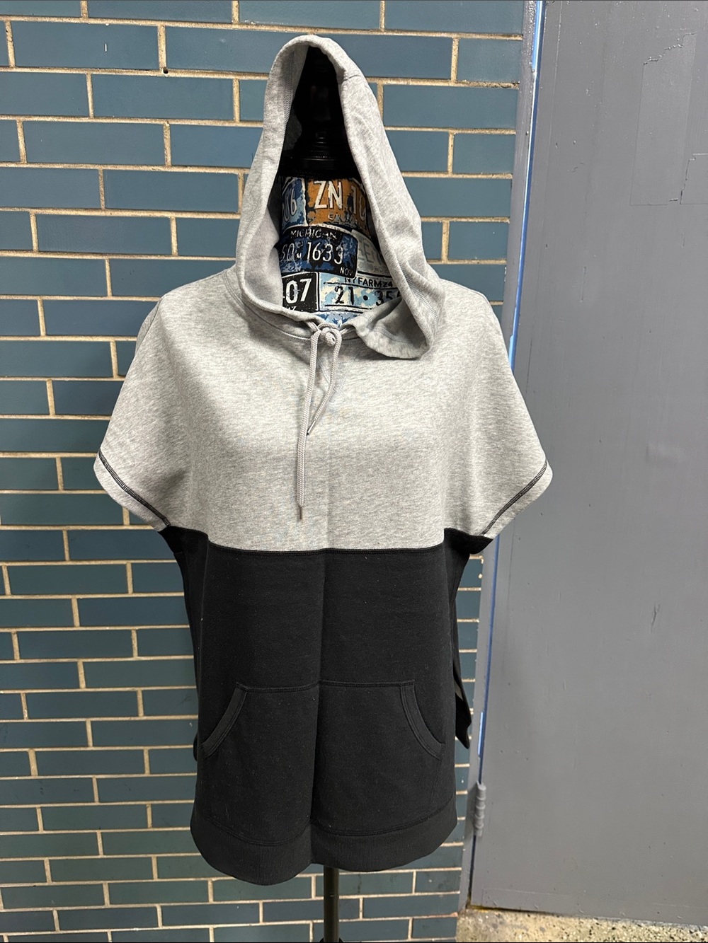 Victoria's Secret Two-Tone Hooded Short-Sleeve Sweater - Gray & Black